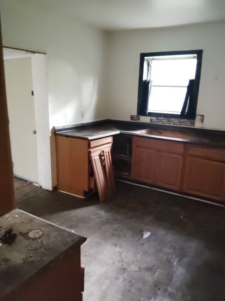 3729 Avondale Ave - Photo 4 of 19