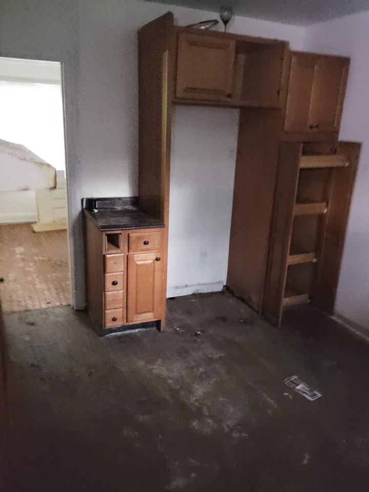 3729 Avondale Ave - Photo 5 of 19