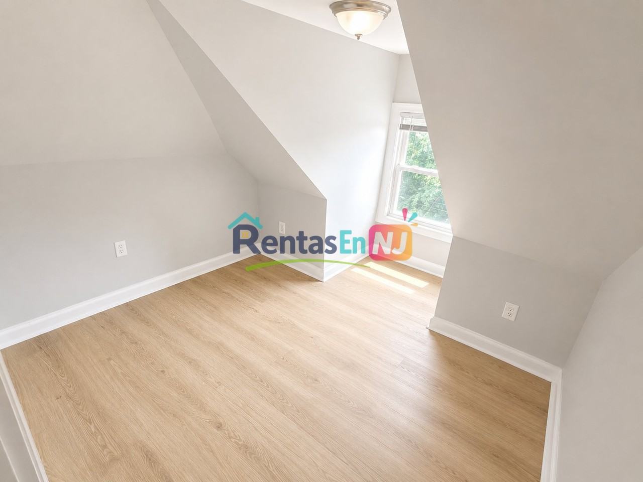 62 N 6th St #3 - Photo 4 of 6