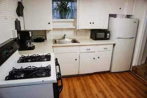 2337 E 12th Ave #3 - Photo 4 of 12