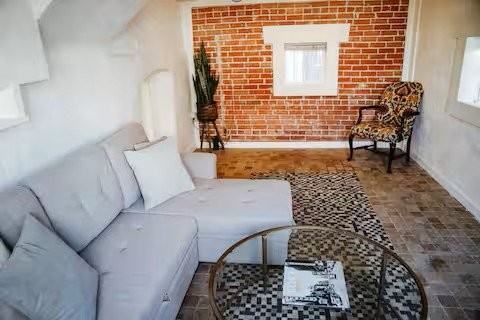 2337 E 12th Ave #3 - Photo 5 of 12