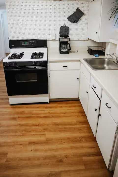 2337 E 12th Ave #3 - Photo 7 of 11