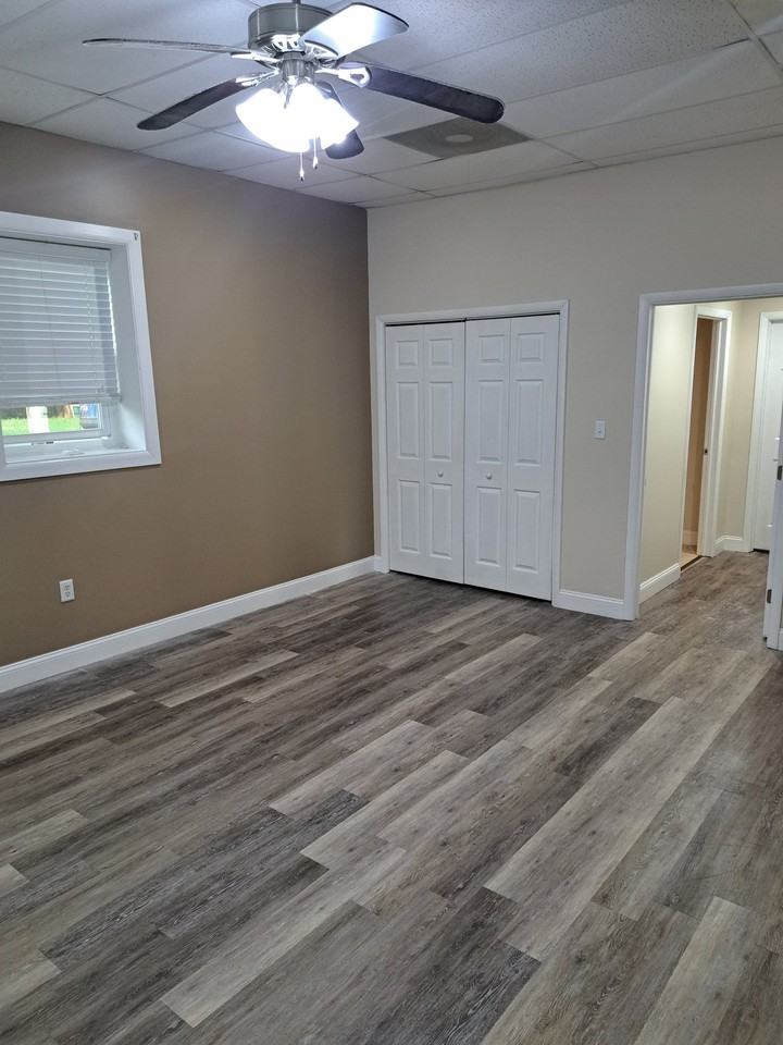 504 Roosevelt St #0 - Photo 2 of 9
