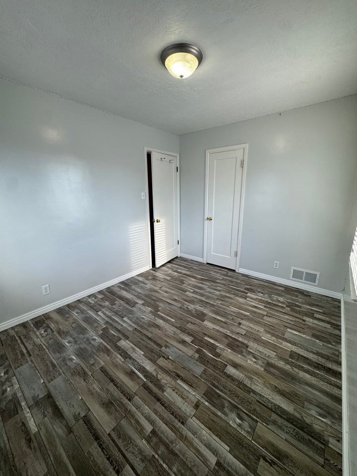 8719 Ws - Photo 2 of 10