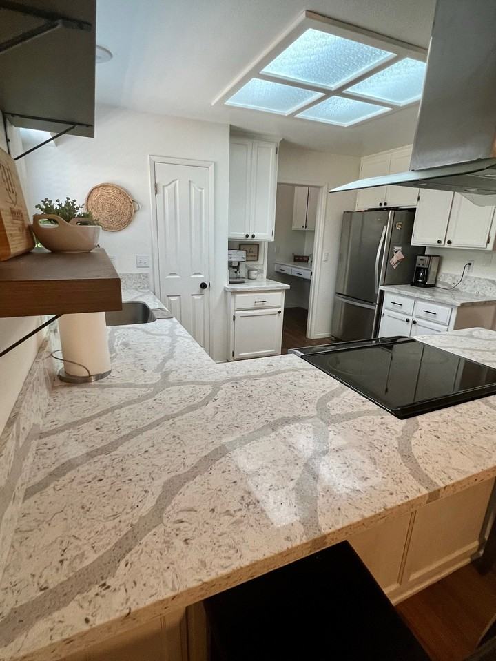 773 Skylark Dr - Photo 2 of 29