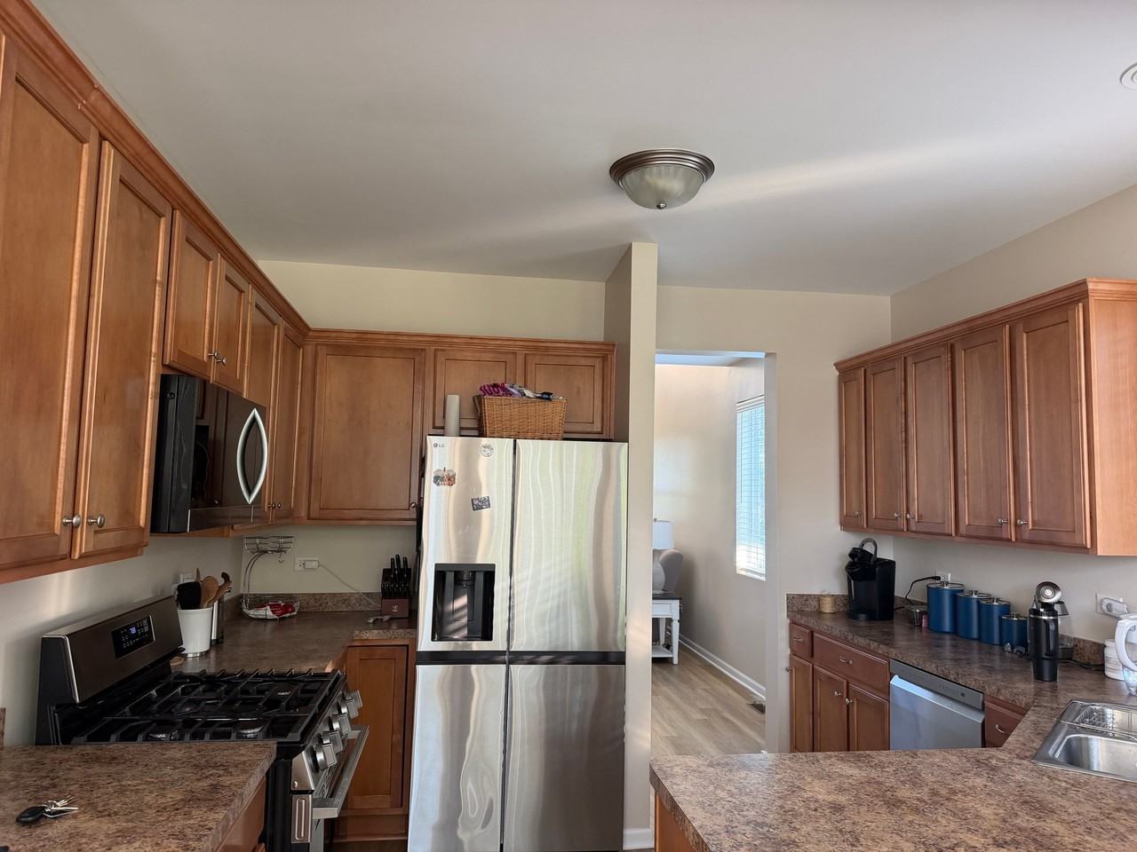 25408 Cove Ct - Photo 3 of 16