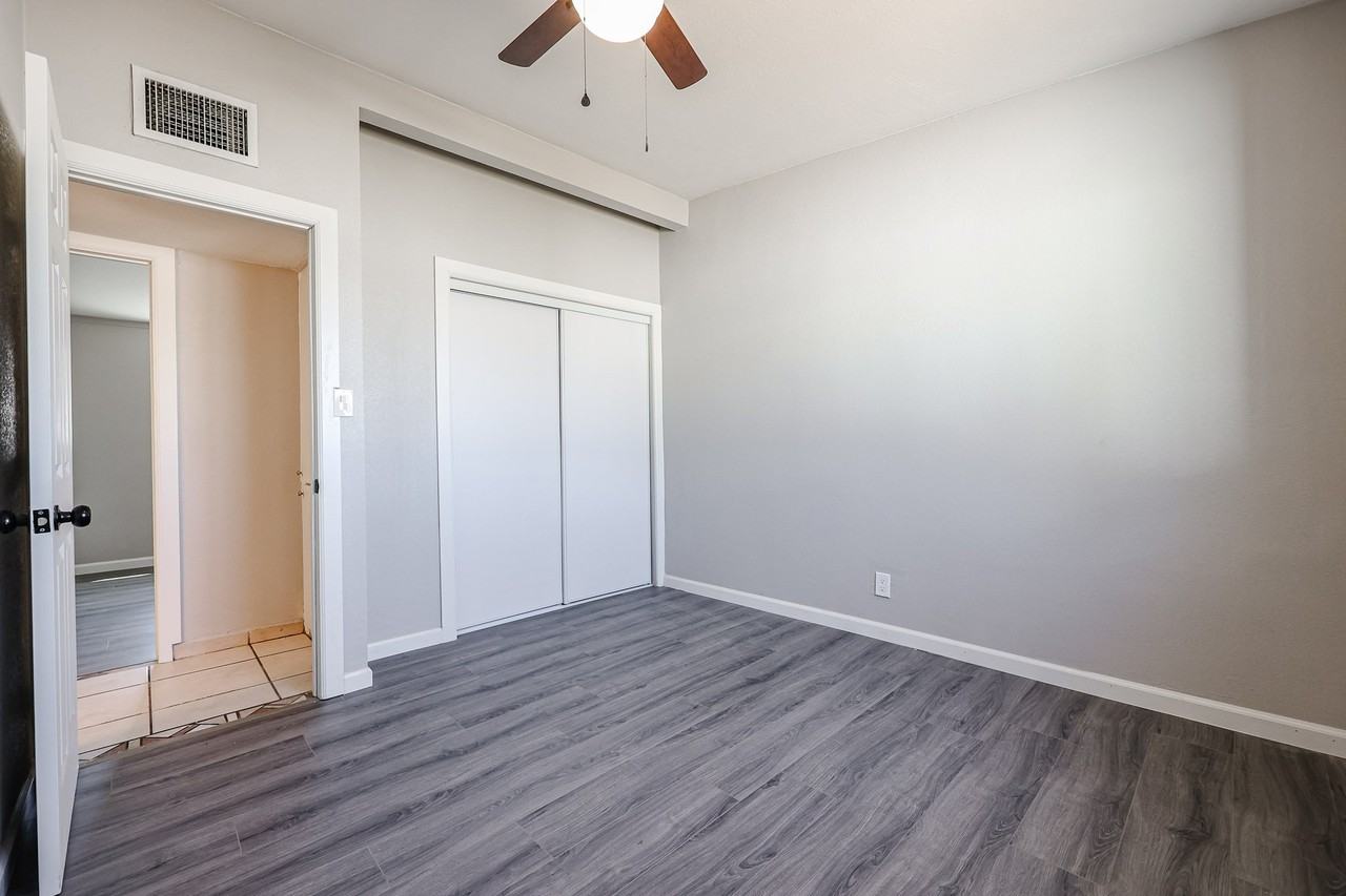 3607 W La Salle St - Photo 6 of 10