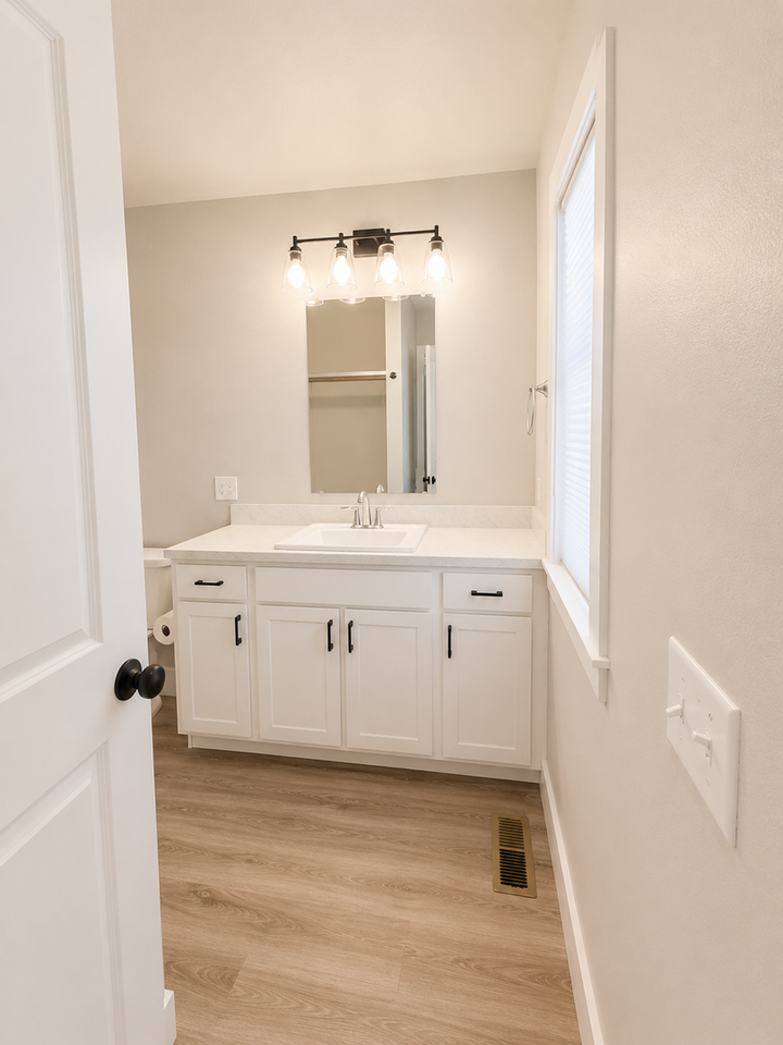 6033 Farmstead Ave - Photo 7 of 17