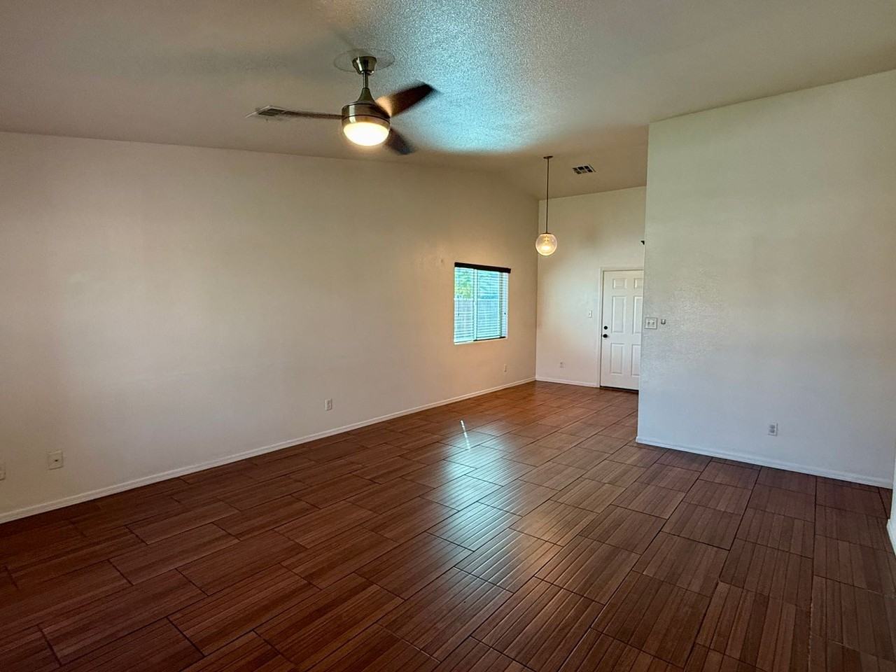 173 N Cecilia Torres Ct - Photo 4 of 28