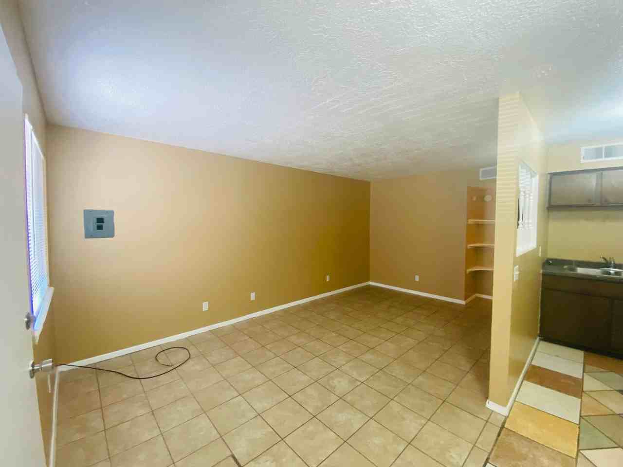 908 Foster Rd - Photo 3 of 11