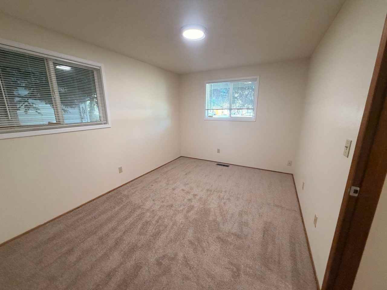 1256 Beach Ave - Photo 7 of 13
