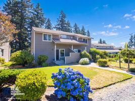 featured image of 1317 Contra Costa Ave