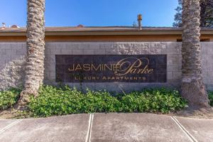 featured image of 631 Jasmine Parke Dr