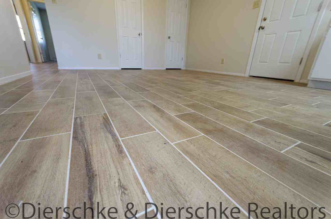 830 Van Zandt St - Photo 5 of 15