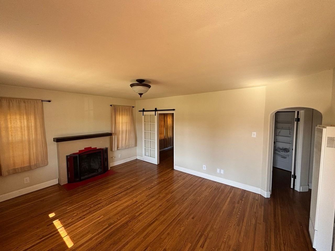 269 Tognazzini Ave - Photo 3 of 17