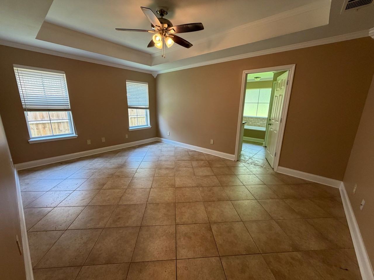 614 Alex Way - Photo 6 of 14