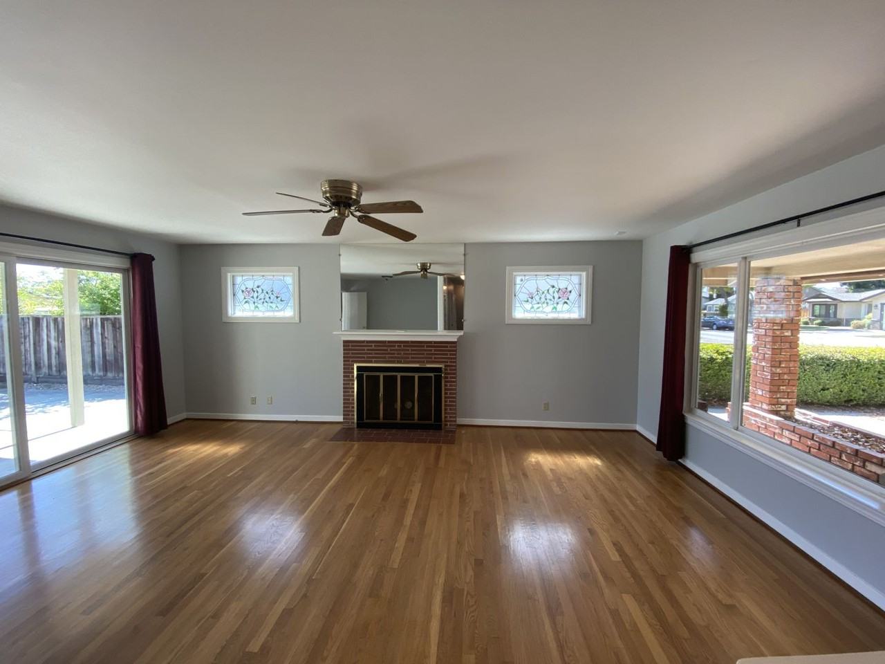 112 Cypress Ave - Photo 4 of 17