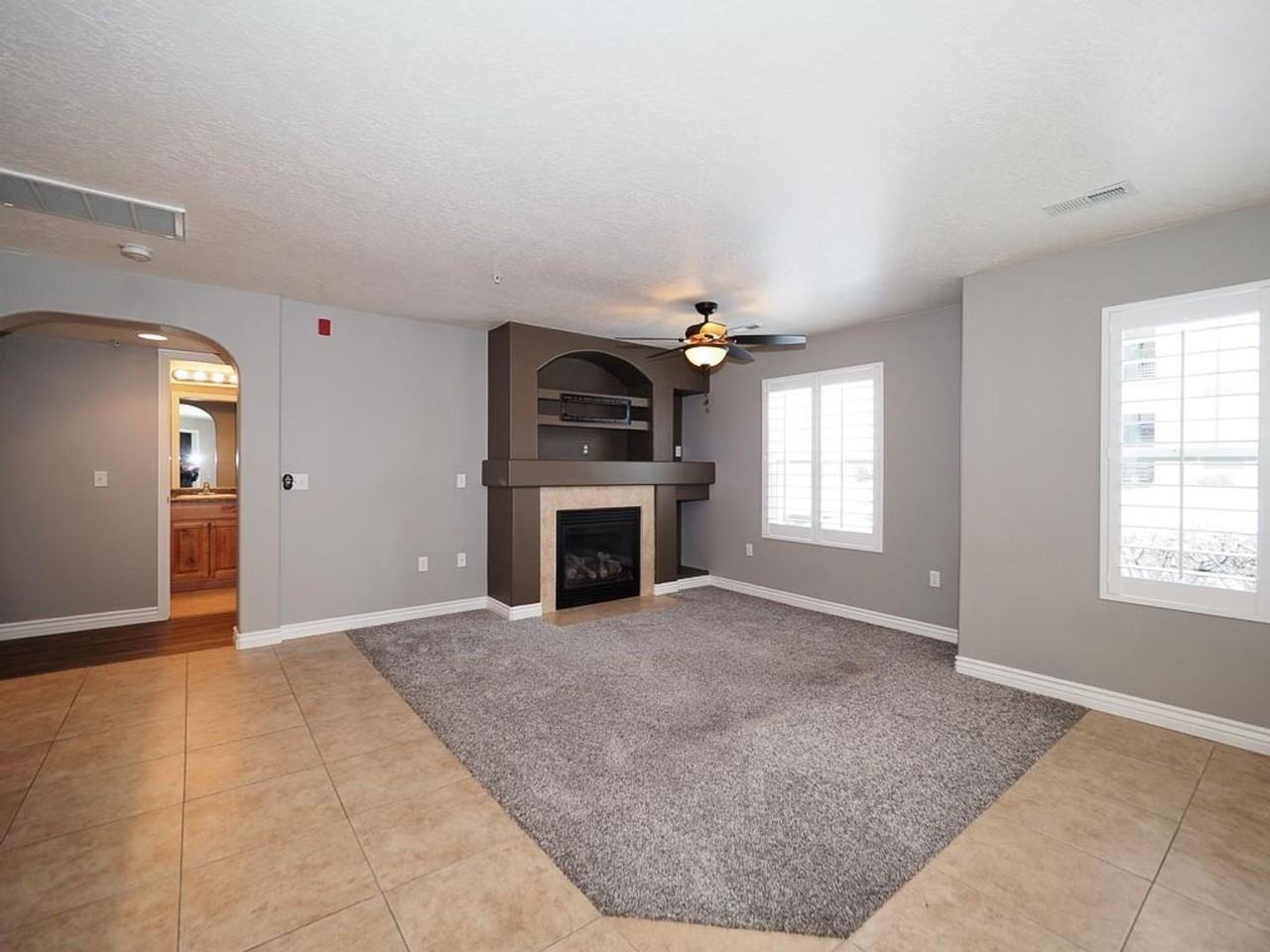 11776 S Grandville Ave - Photo 4 of 28