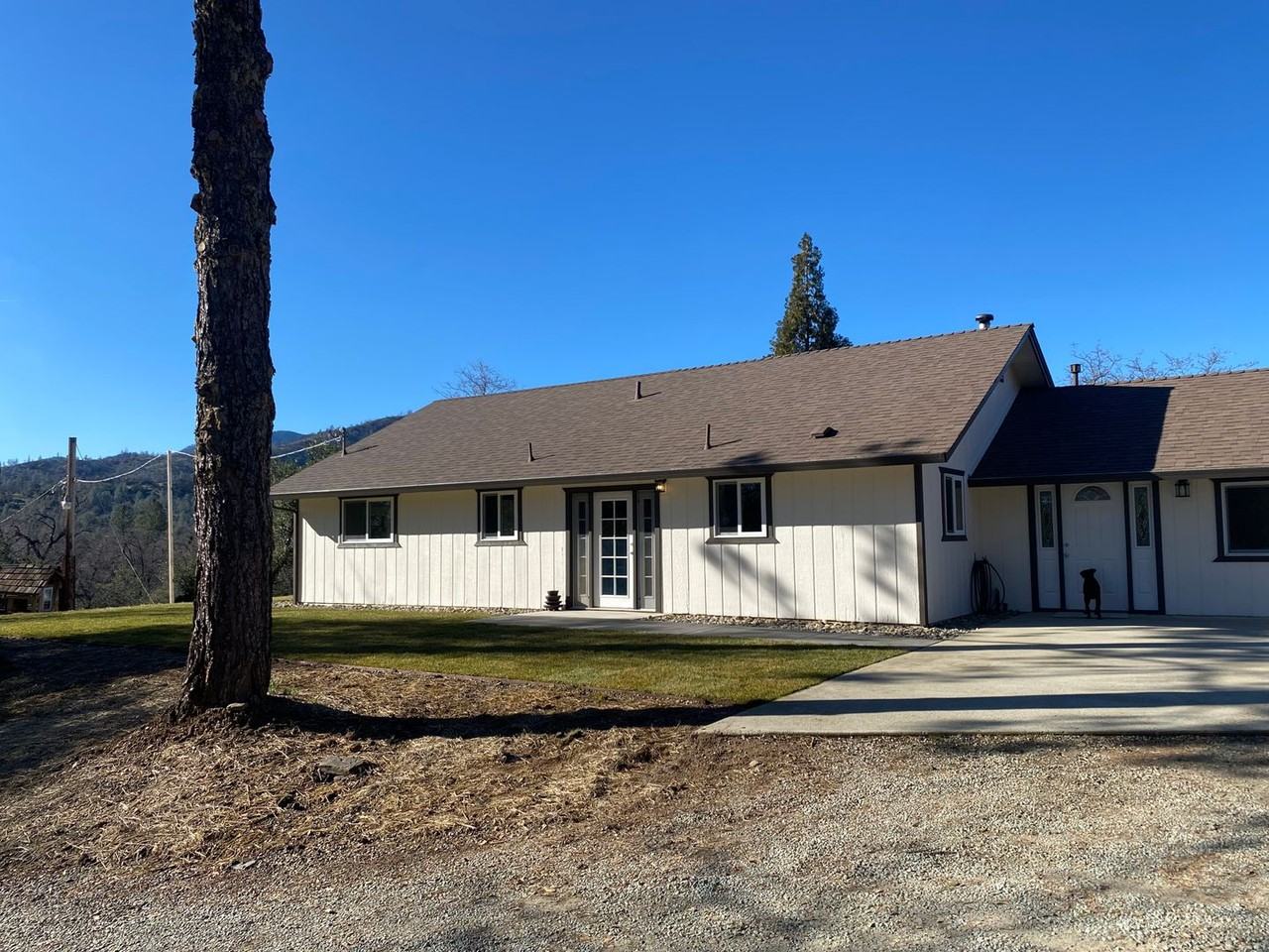 10964 Rainbow Lake Rd - Photo 2 of 35