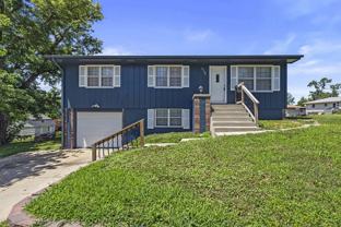 5508 S 122nd St - Photo 1 of 1