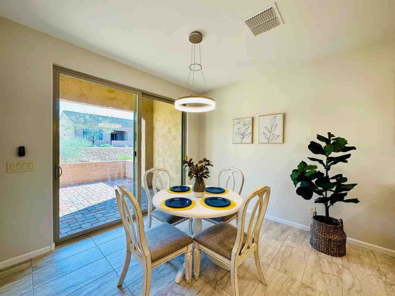 1436 E Basalt Dr - Photo 2 of 23