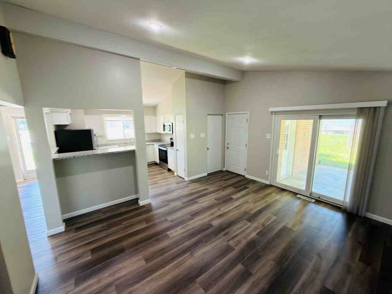 79 Ruth Dr - Photo 6 of 29
