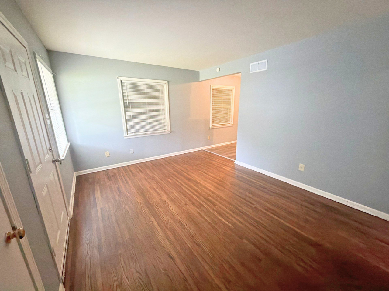 4235 Argonne St - Photo 3 of 20