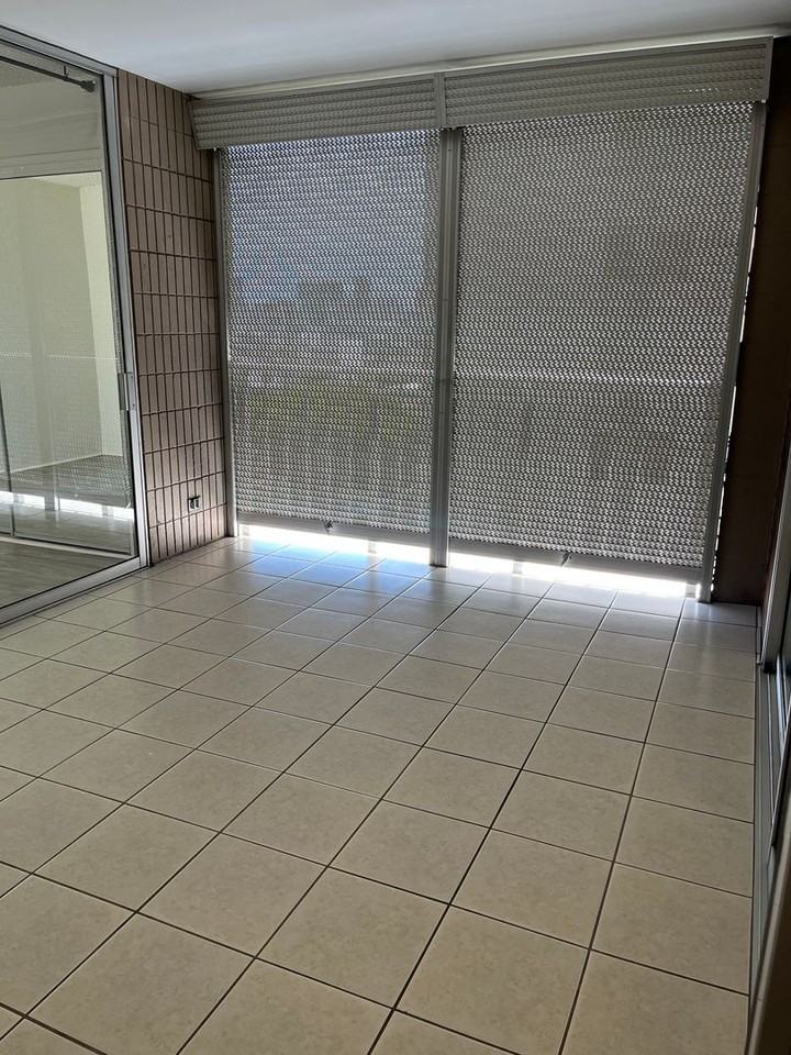 1226 Alexander St #802 - Photo 4 of 25