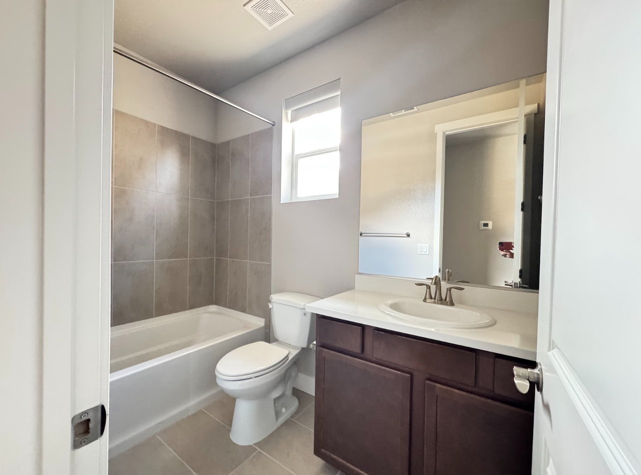 7507 Rambling Ridge Rd - Photo 7 of 12