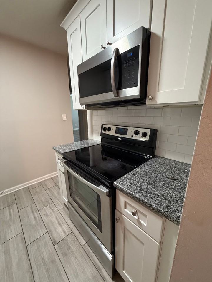 1100 Chandler Dr #104 - Photo 5 of 12