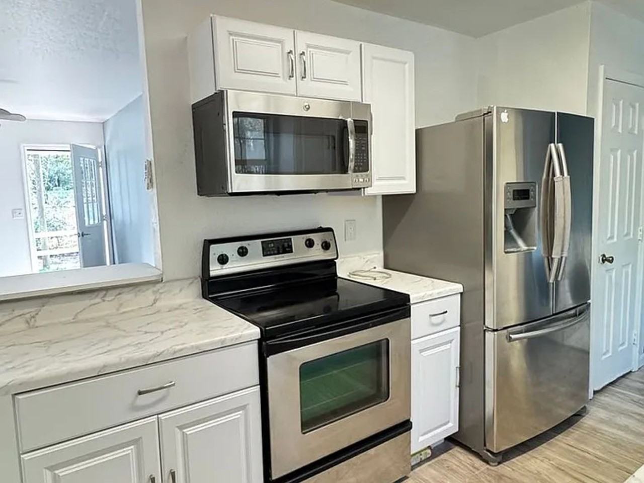 20235 Se 155th St - Photo 2 of 21