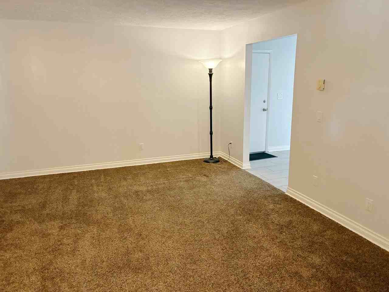 2180 Westcliff Dr - Photo 7 of 41