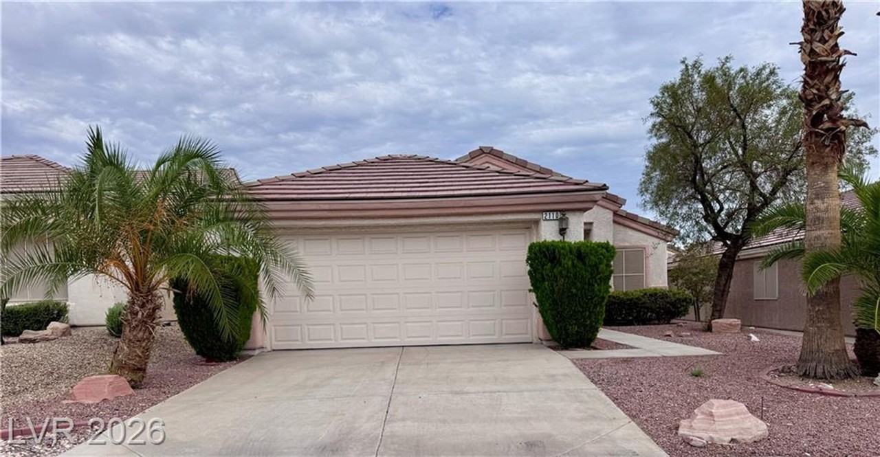 2110 Eagle Watch Dr - Photo 2 of 50
