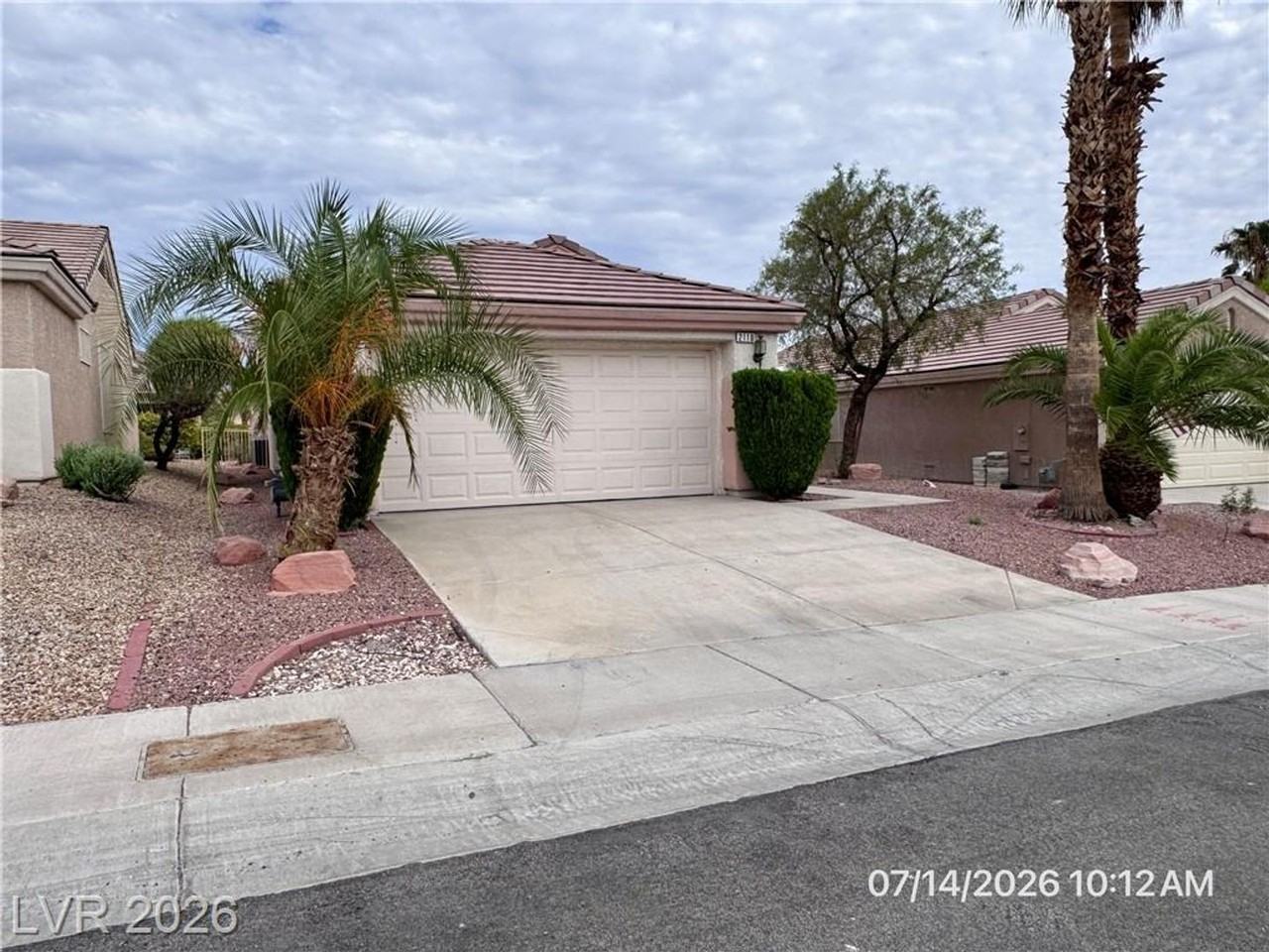 2110 Eagle Watch Dr - Photo 3 of 50