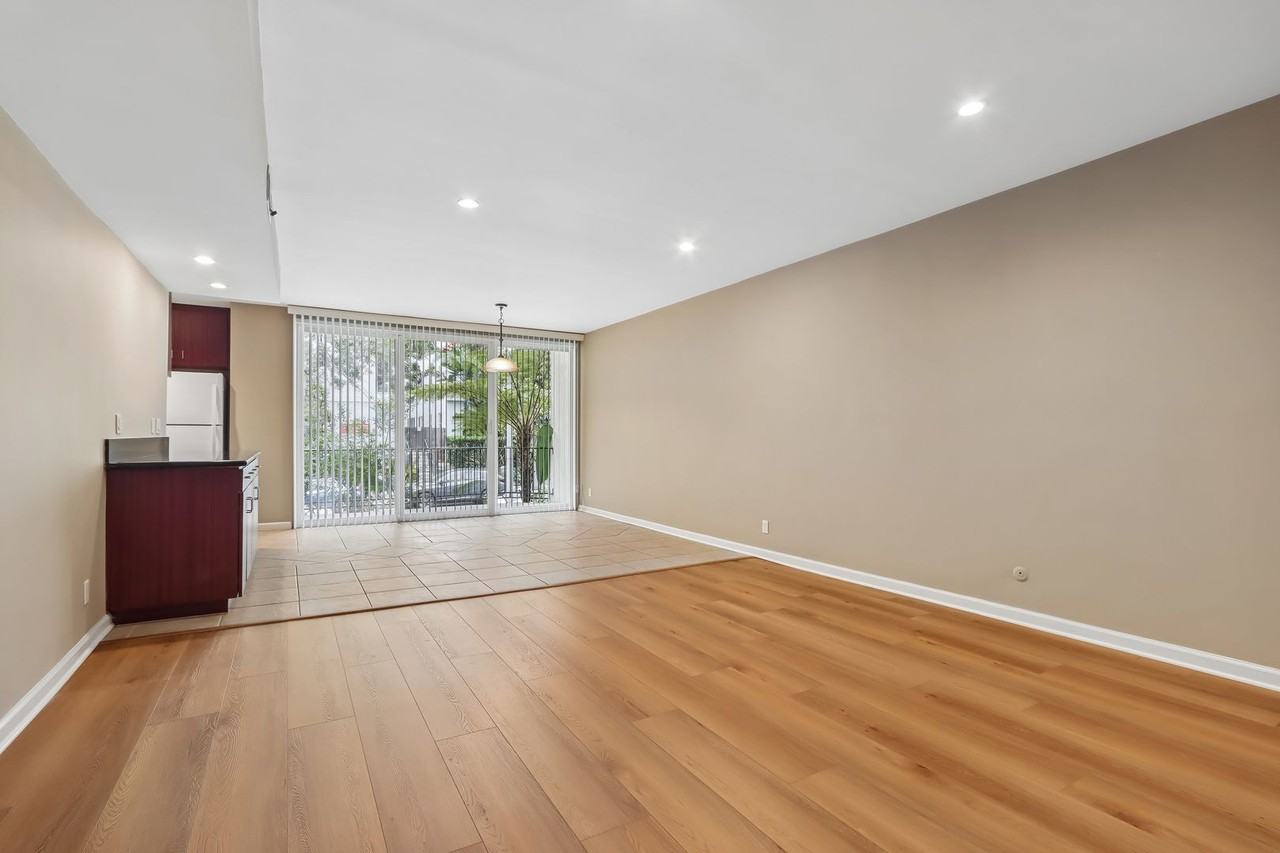 Welcome to 116 N. Wetherly Drive – Prime Los Angeles Living Near Beverly Hills - Photo 2 of 23