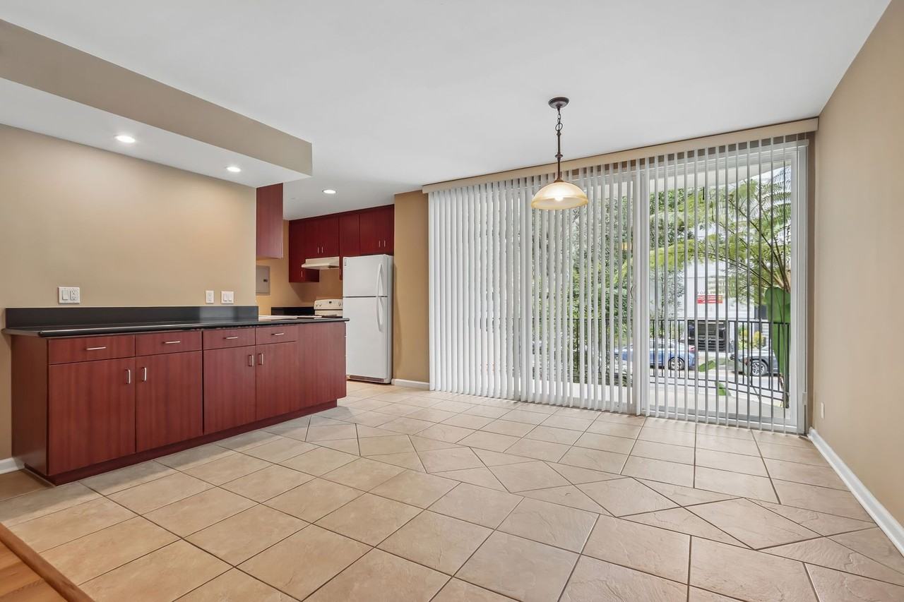 Welcome to 116 N. Wetherly Drive – Prime Los Angeles Living Near Beverly Hills - Photo 6 of 23