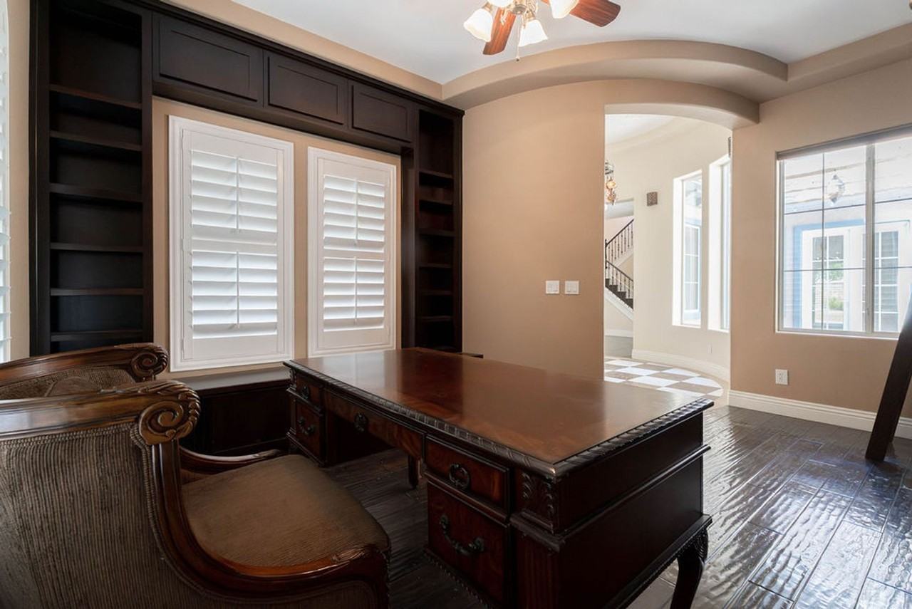 10387 Sweet Laurel St - Photo 2 of 50