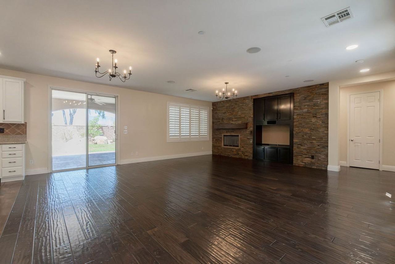10387 Sweet Laurel St - Photo 7 of 50