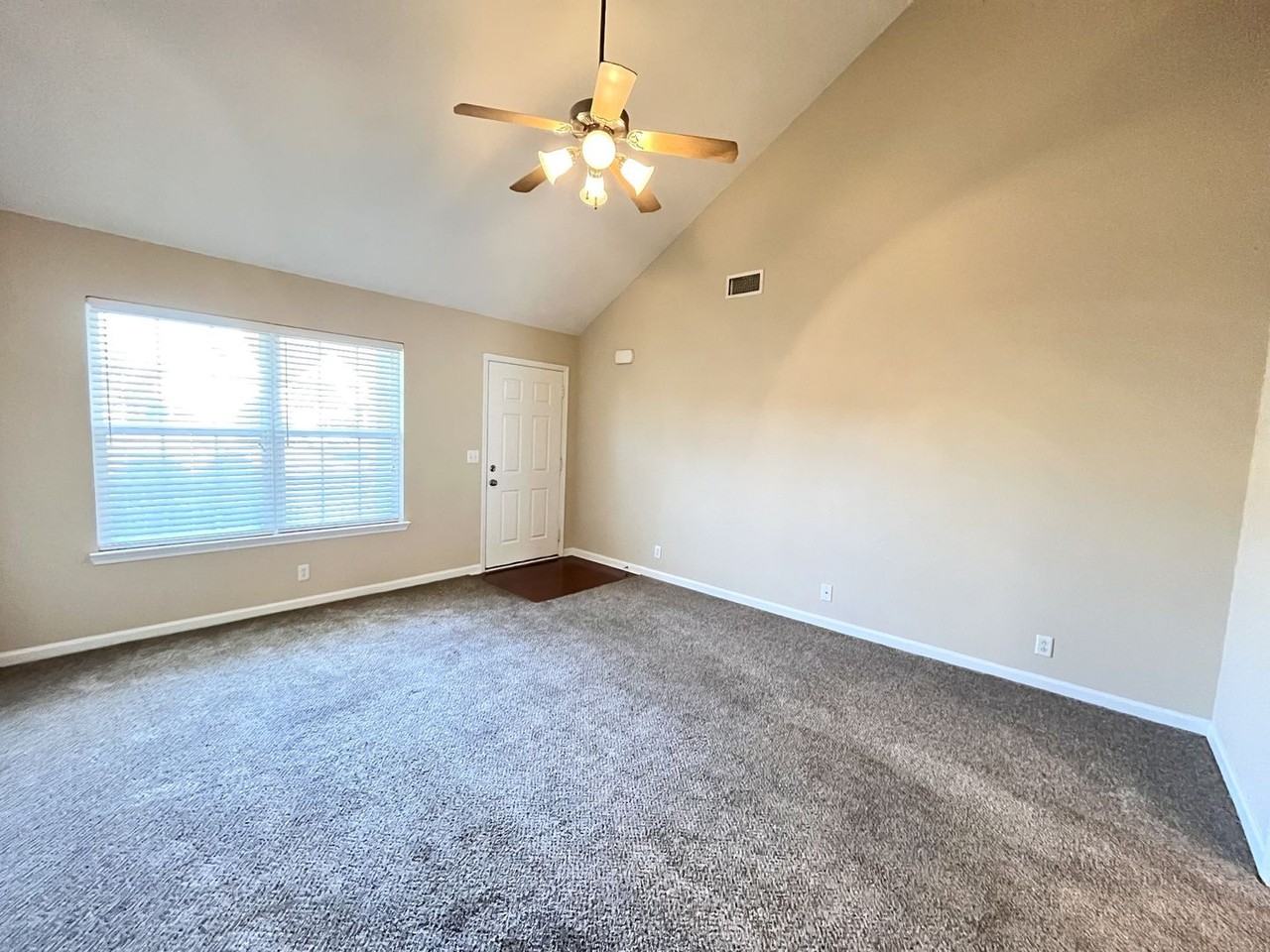3323 Risen Star Dr - Photo 2 of 20