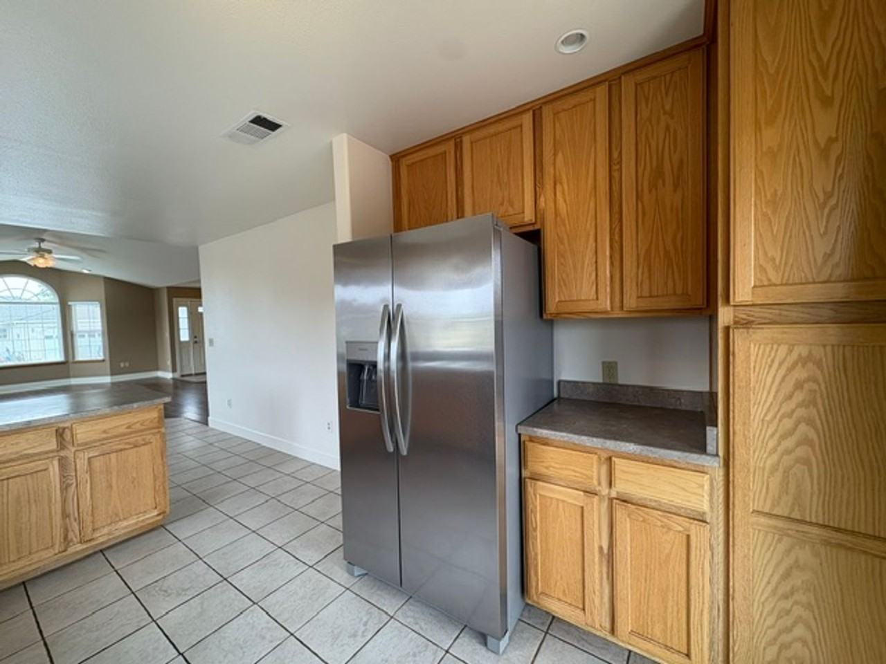 1200 Winchester Ave - Photo 5 of 21