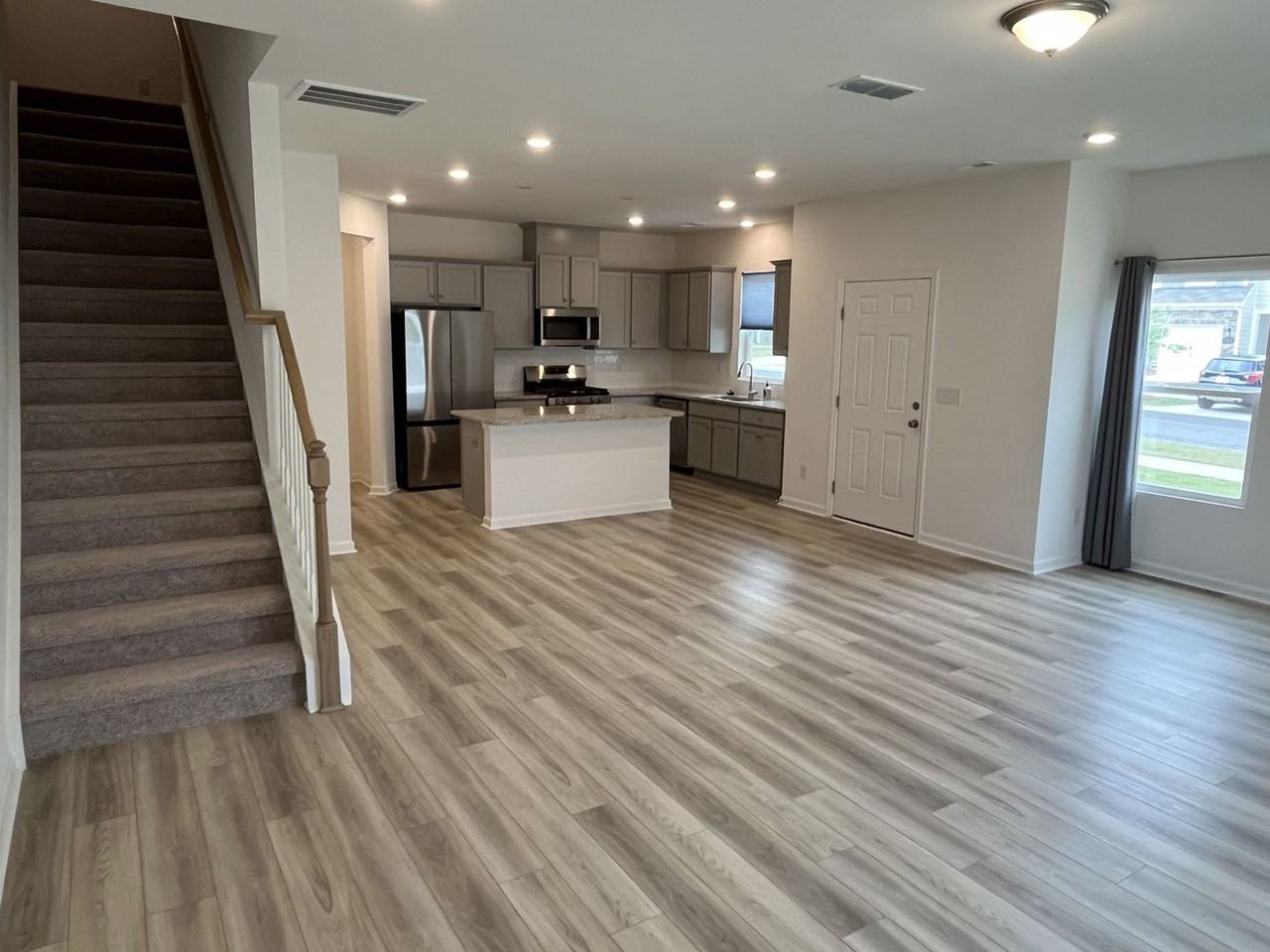3507 Nimbell Rd - Photo 4 of 28