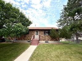 featured image of 719 Darby St