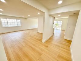 featured image of 2902 E Winfield Ave