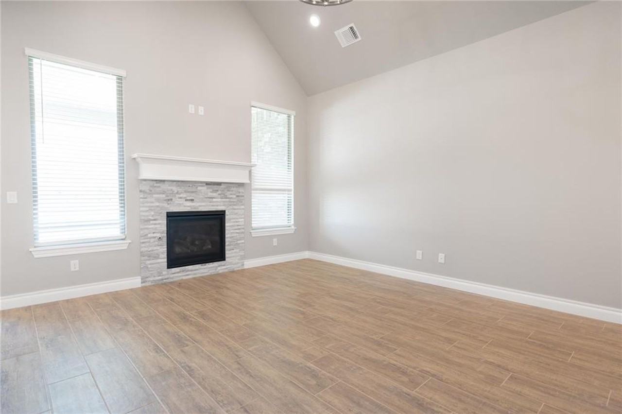 16140 Verbena Cir - Photo 4 of 24