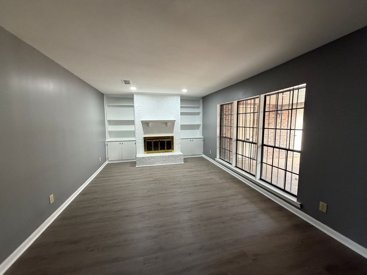 6074 Little Ln - Photo 6 of 21