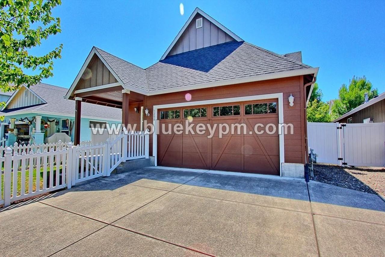 1200 Se Rasmussen Blvd - Photo 4 of 21
