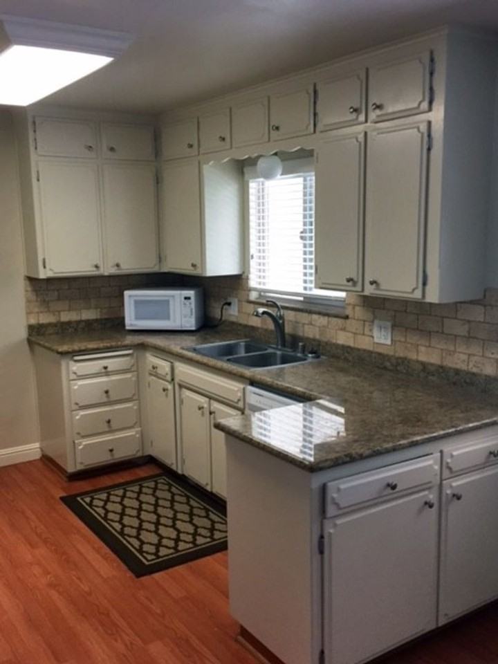 1657 W Ellery Way - Photo 4 of 19