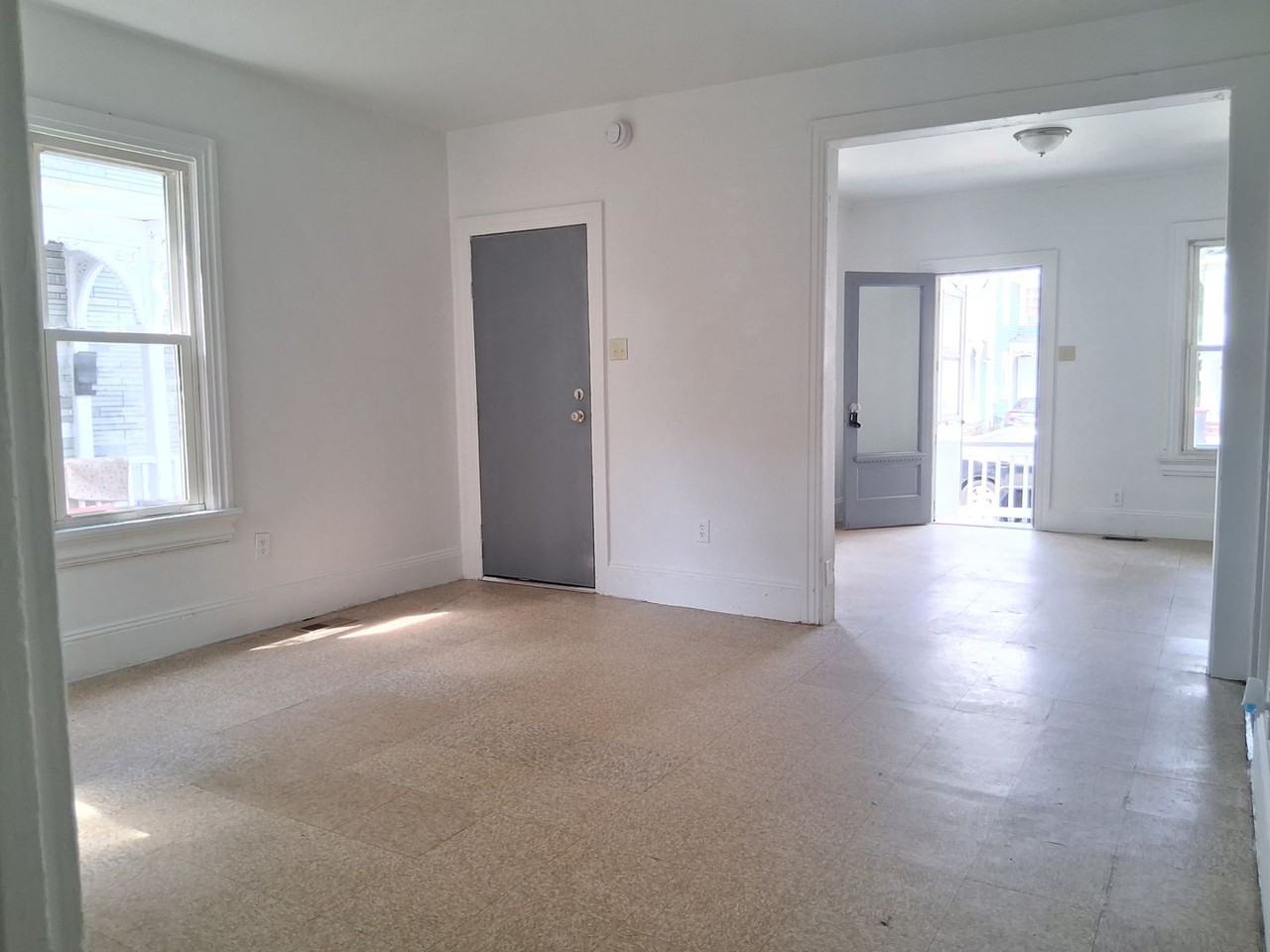 113 Church St - Photo 6 of 23