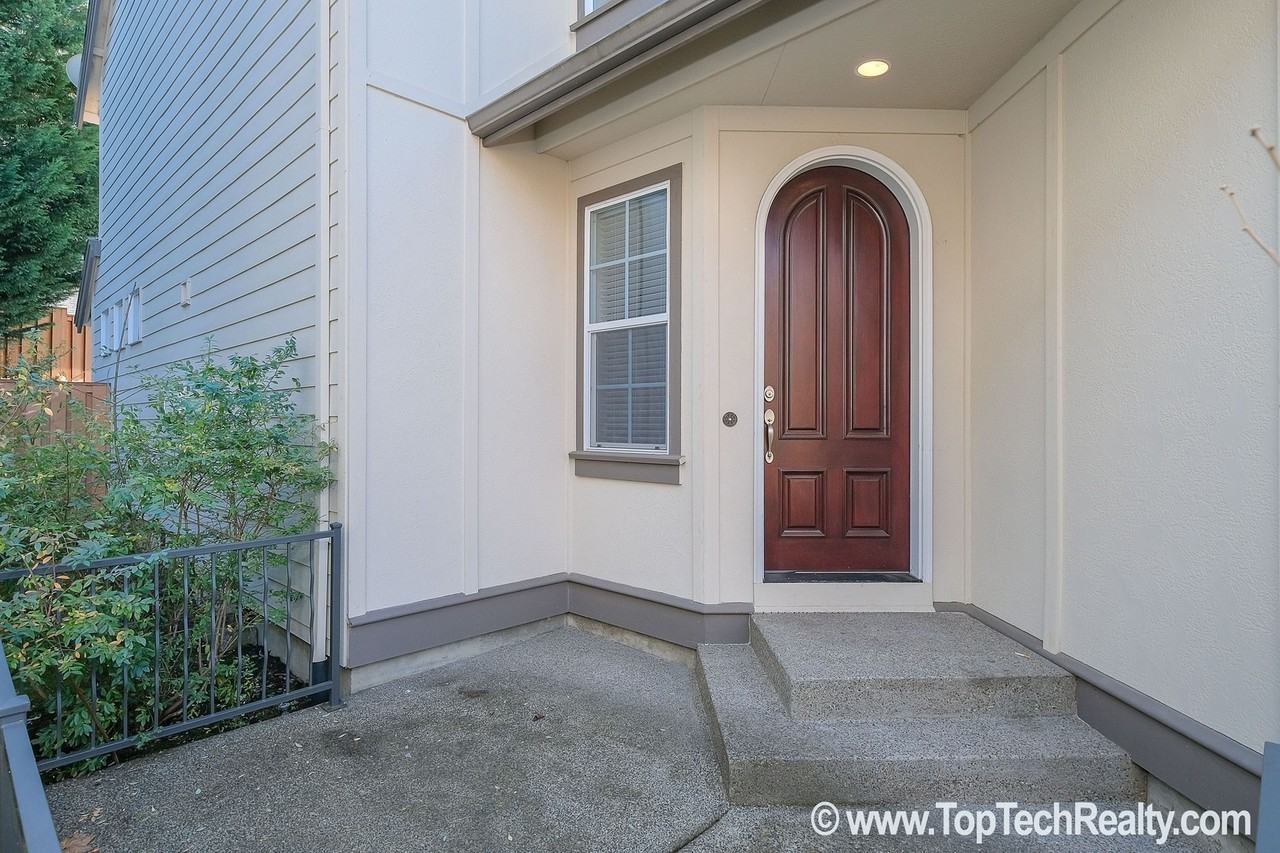 12750 Nw Alsace Ln - Photo 2 of 24