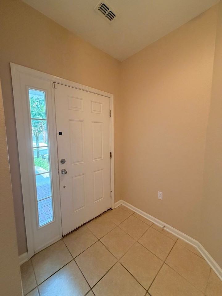 1320 Hendrix Rd #207 - Photo 3 of 47